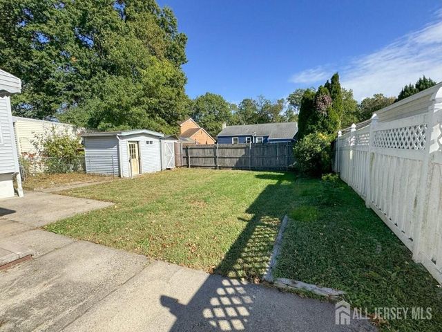 884 Sylvia Place, Woodbridge Proper, NJ 07095