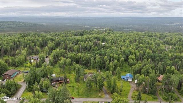 41555 Grove Avenue, Soldotna, AK 99669