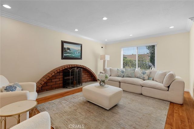 6053 Lawrence, Cypress, CA 90630