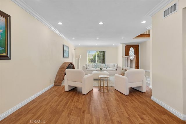 6053 Lawrence, Cypress, CA 90630