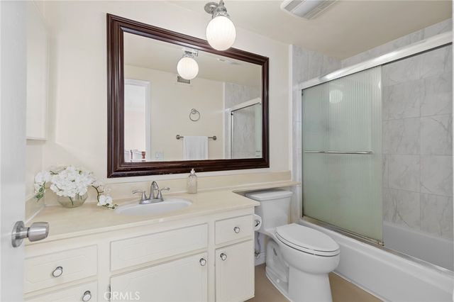6053 Lawrence, Cypress, CA 90630