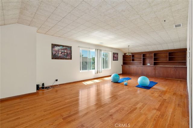 6053 Lawrence, Cypress, CA 90630