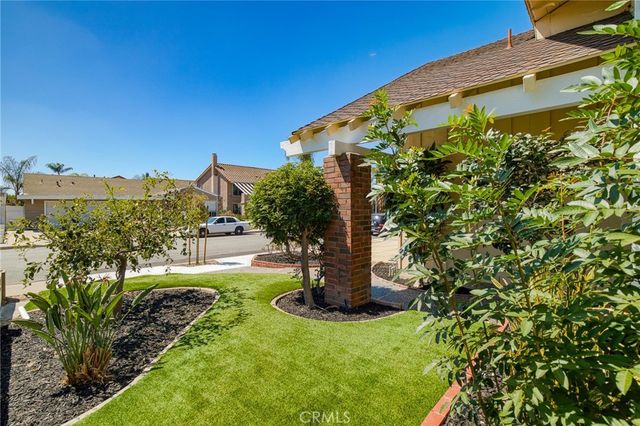 6053 Lawrence, Cypress, CA 90630