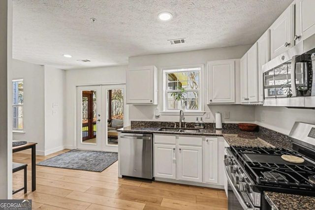 1672 Evanston Circle, Marietta, GA 30062