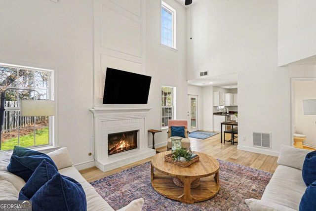 1672 Evanston Circle, Marietta, GA 30062