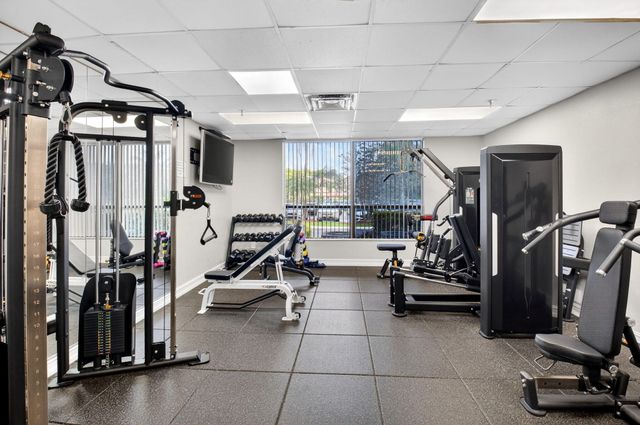 5315 10TH FAIRWAY Drive 2, Delray Beach, FL 33484