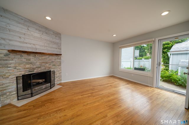 6 Peddlars Drive 6, Branford, CT 06405