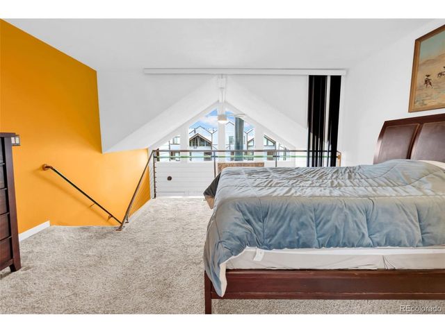 8921 W Yale Ave, Lakewood, CO 80227