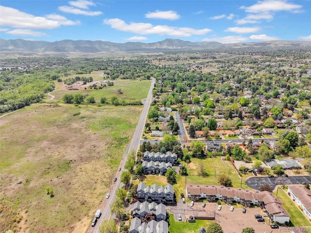 8921 W Yale Ave, Lakewood, CO 80227