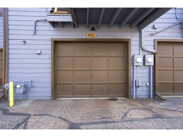8921 W Yale Ave, Lakewood, CO 80227