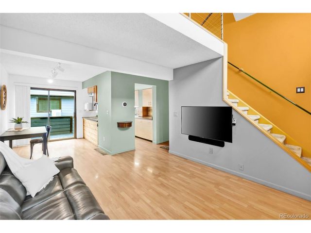 8921 W Yale Ave, Lakewood, CO 80227