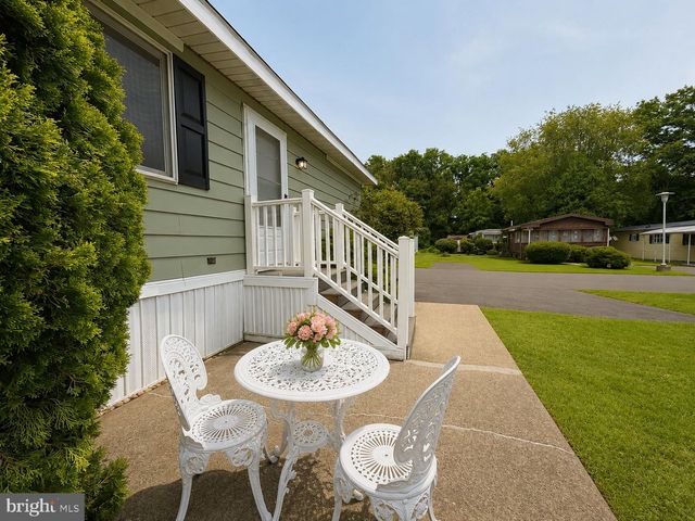 305 WILSON DR, Fairless Hills, PA 19030