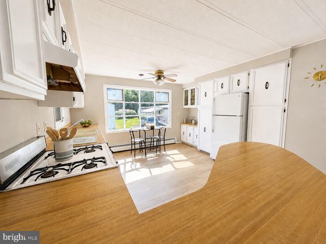 305 WILSON DR, Fairless Hills, PA 19030