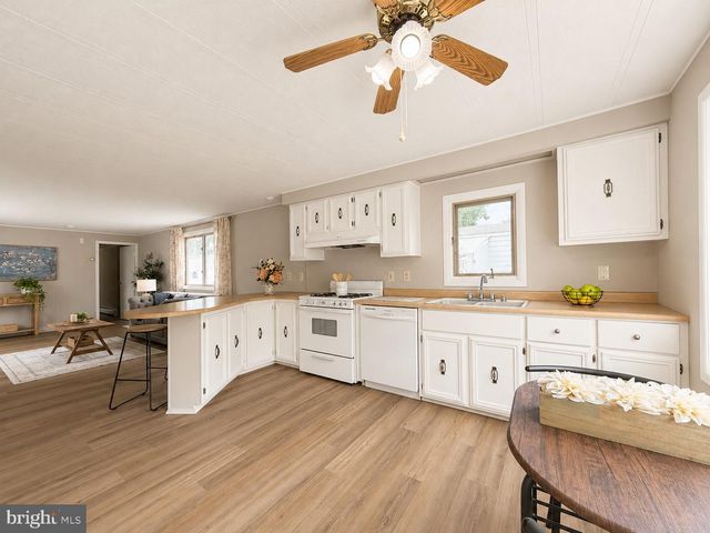 305 WILSON DR, Fairless Hills, PA 19030
