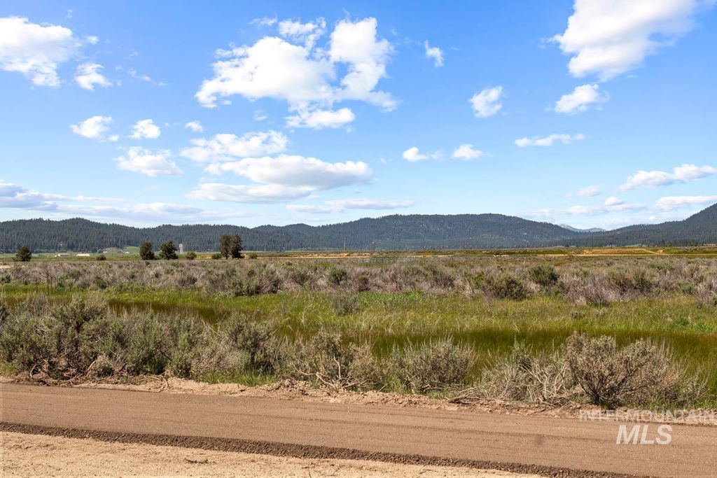 L2 B2 Lazy River Street, Cascade, ID 83611 photo 4