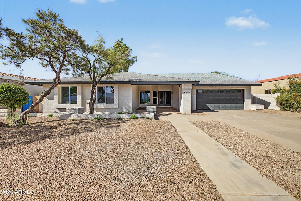 8858 S Los Feliz Drive, Tempe, AZ 85284 — exterior