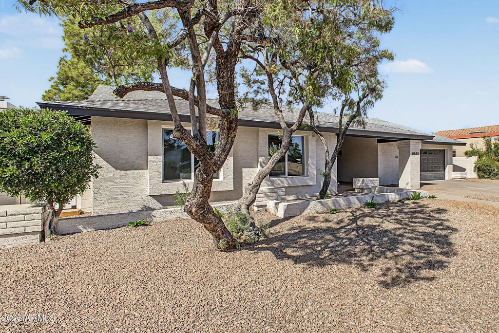 8858 S Los Feliz Drive, Tempe, AZ 85284 — photo 5