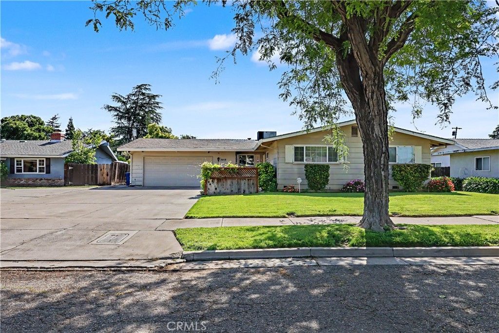 Image 1 of property listing at 3058 El Capitan, Merced, CA 95340