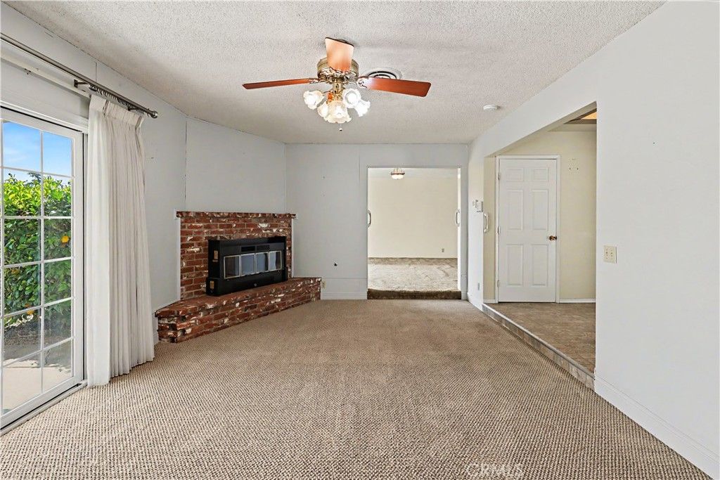 Image 13 of property listing at 3058 El Capitan, Merced, CA 95340