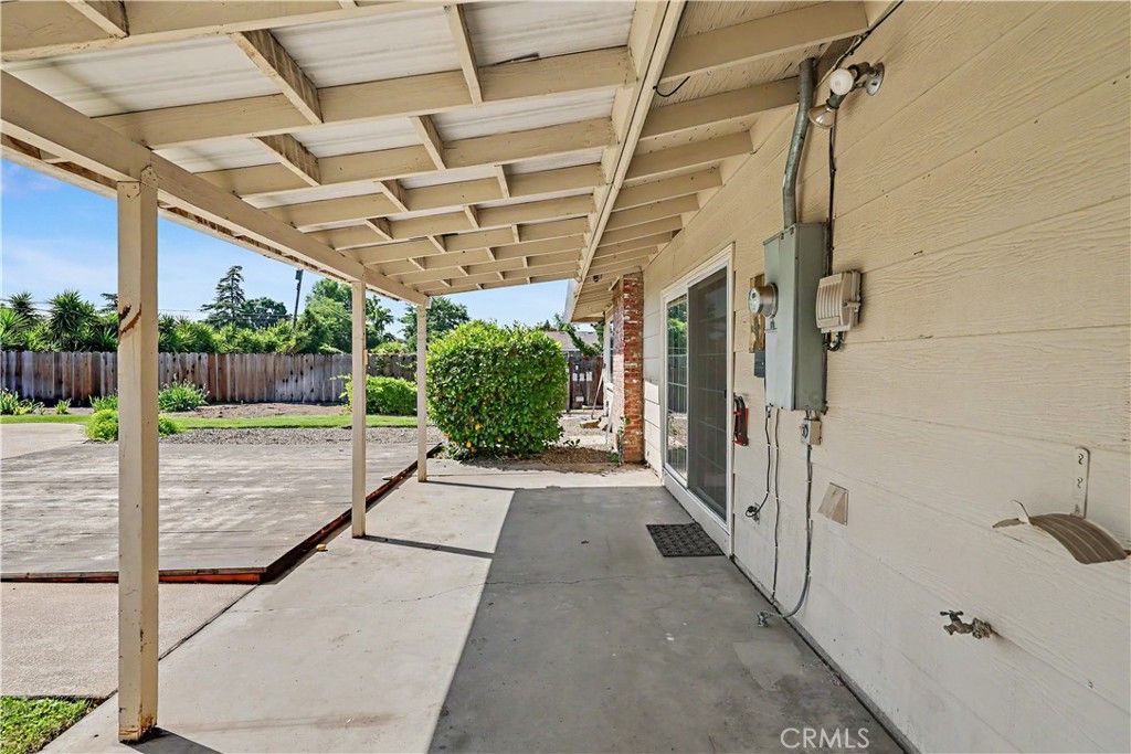 Image 37 of property listing at 3058 El Capitan, Merced, CA 95340