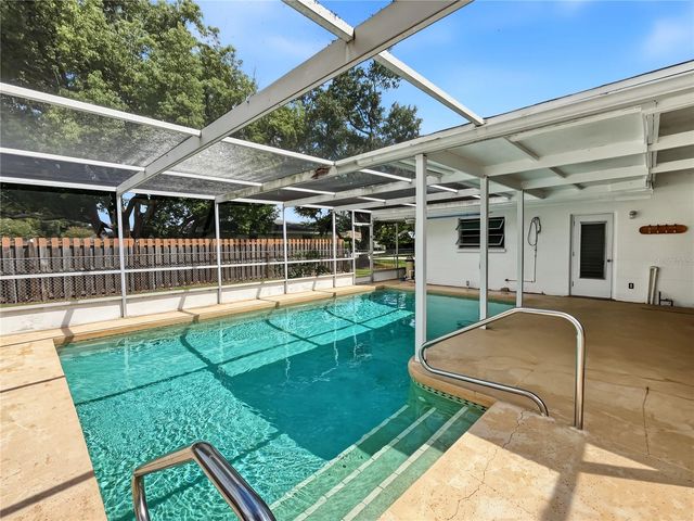3041 TYRONE LANE, Sarasota, FL 34239