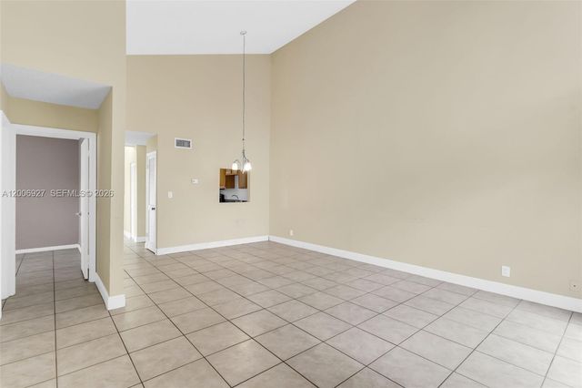 2950 NW 106th ave 10, Sunrise, FL 33322
