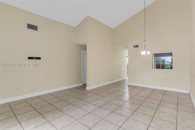 2950 NW 106th ave 10, Sunrise, FL 33322