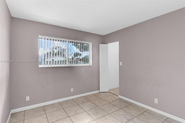 2950 NW 106th ave 10, Sunrise, FL 33322