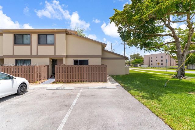 2950 NW 106th ave 10, Sunrise, FL 33322