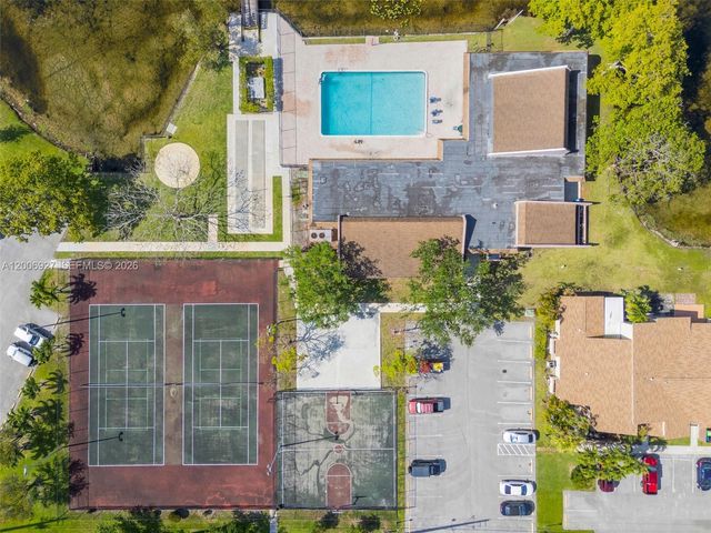 2950 NW 106th ave 10, Sunrise, FL 33322