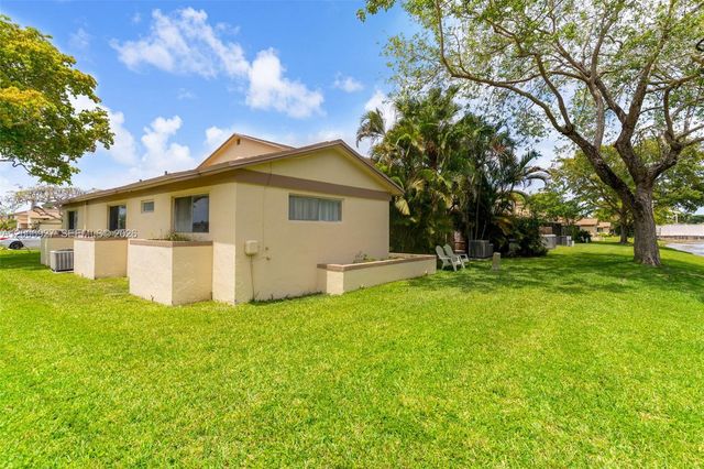 2950 NW 106th ave 10, Sunrise, FL 33322
