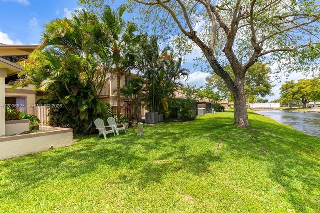 2950 NW 106th ave 10, Sunrise, FL 33322