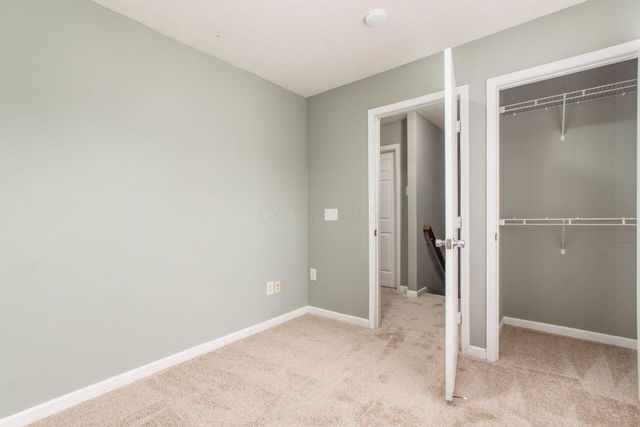 372 Dysar Run Drive, Blacklick, OH 43004