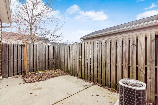 372 Dysar Run Drive, Blacklick, OH 43004