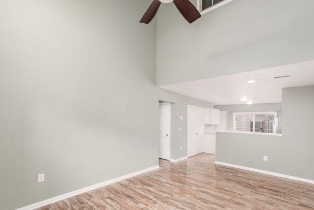 372 Dysar Run Drive, Blacklick, OH 43004