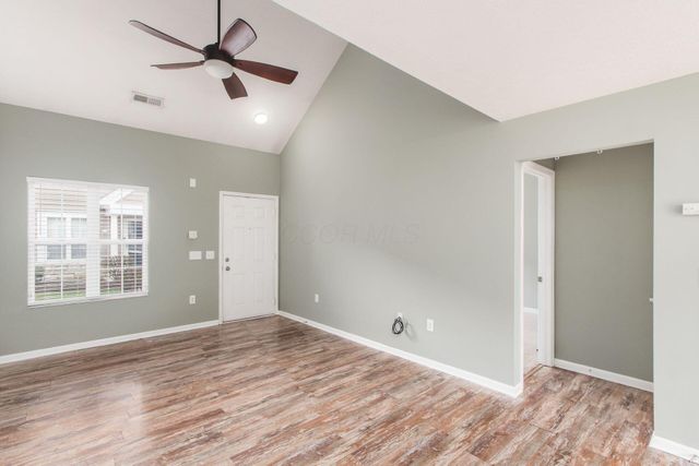 372 Dysar Run Drive, Blacklick, OH 43004