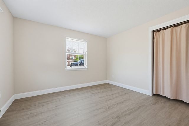 15 Frank St 1, Dracut, MA 01826