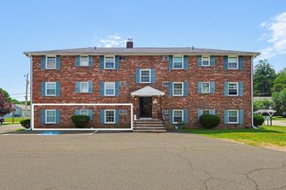15 Frank St 1, Dracut, MA 01826