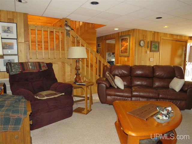 40378 Superior Lane, Ontonagon, MI 49953
