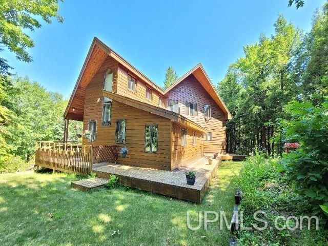 40378 Superior Lane, Ontonagon, MI 49953