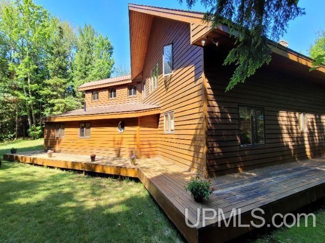 40378 Superior Lane, Ontonagon, MI 49953