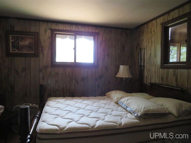 40378 Superior Lane, Ontonagon, MI 49953