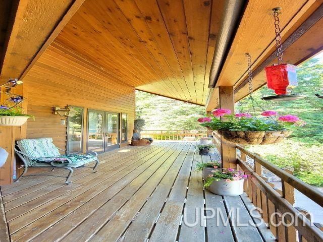 40378 Superior Lane, Ontonagon, MI 49953