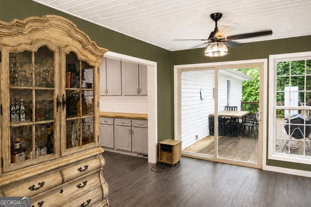 2033 Carson Segars Road, Maysville, GA 30558