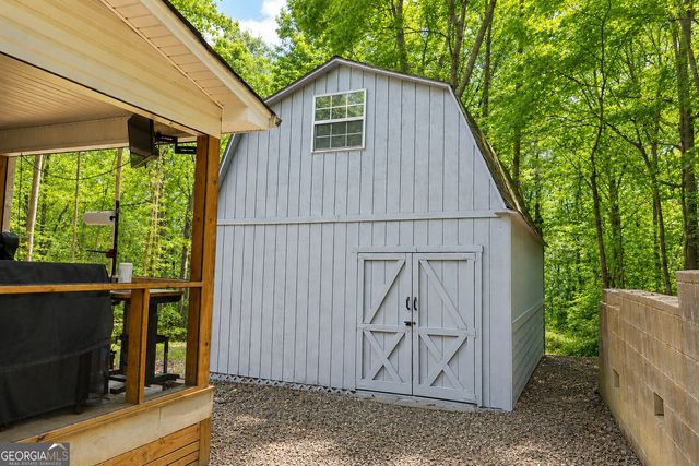 2033 Carson Segars Road, Maysville, GA 30558