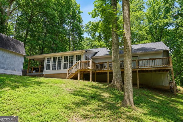 2033 Carson Segars Road, Maysville, GA 30558