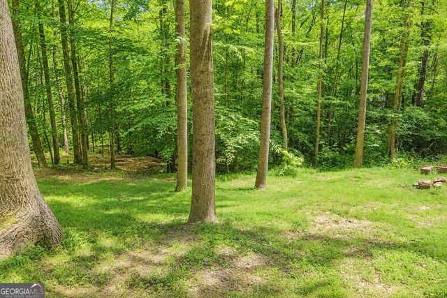 2033 Carson Segars Road, Maysville, GA 30558