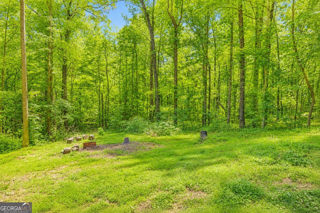 2033 Carson Segars Road, Maysville, GA 30558
