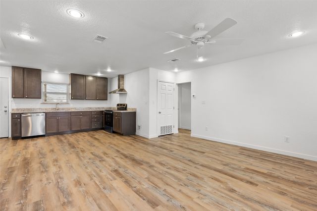 6934 Simmons, Lone Oak, TX 75453