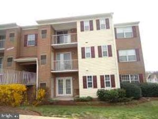 14807 RYDELL RD #204, Centreville, VA 20121